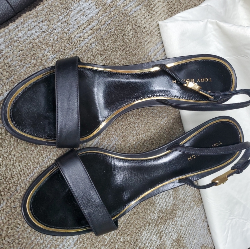 Tory Burch DOUBLE T BUCKLE SANDAL Size 7